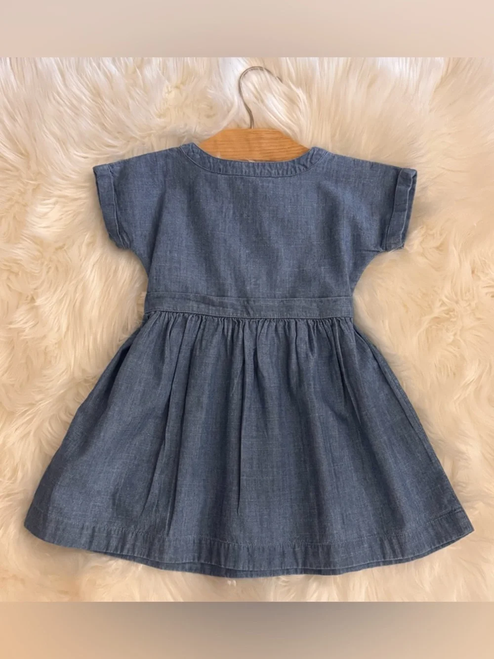 Joe Fresh light blue denim Tie-Waist Girls' Dress - toddler size 3 - Picture 2 of 5